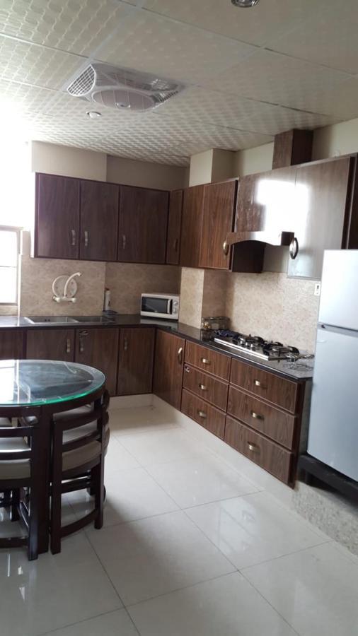 • Faizi Furnished Apartments Faisalabad Esterno foto